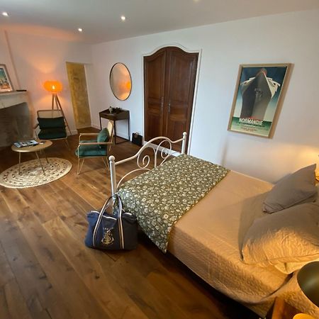Le Prieure De Saint Pierre Bed & Breakfast Exterior foto