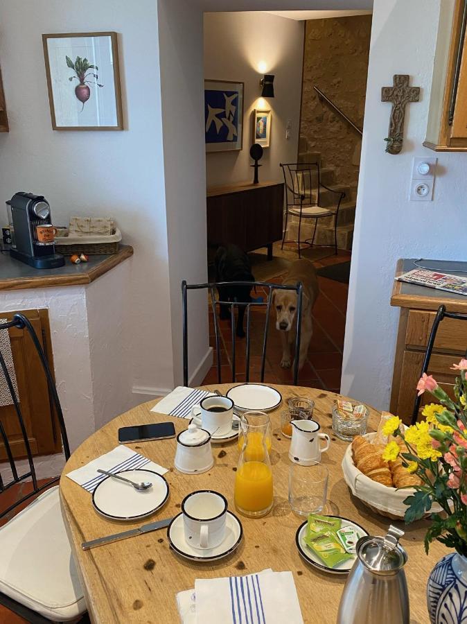 Le Prieure De Saint Pierre Bed & Breakfast Exterior foto