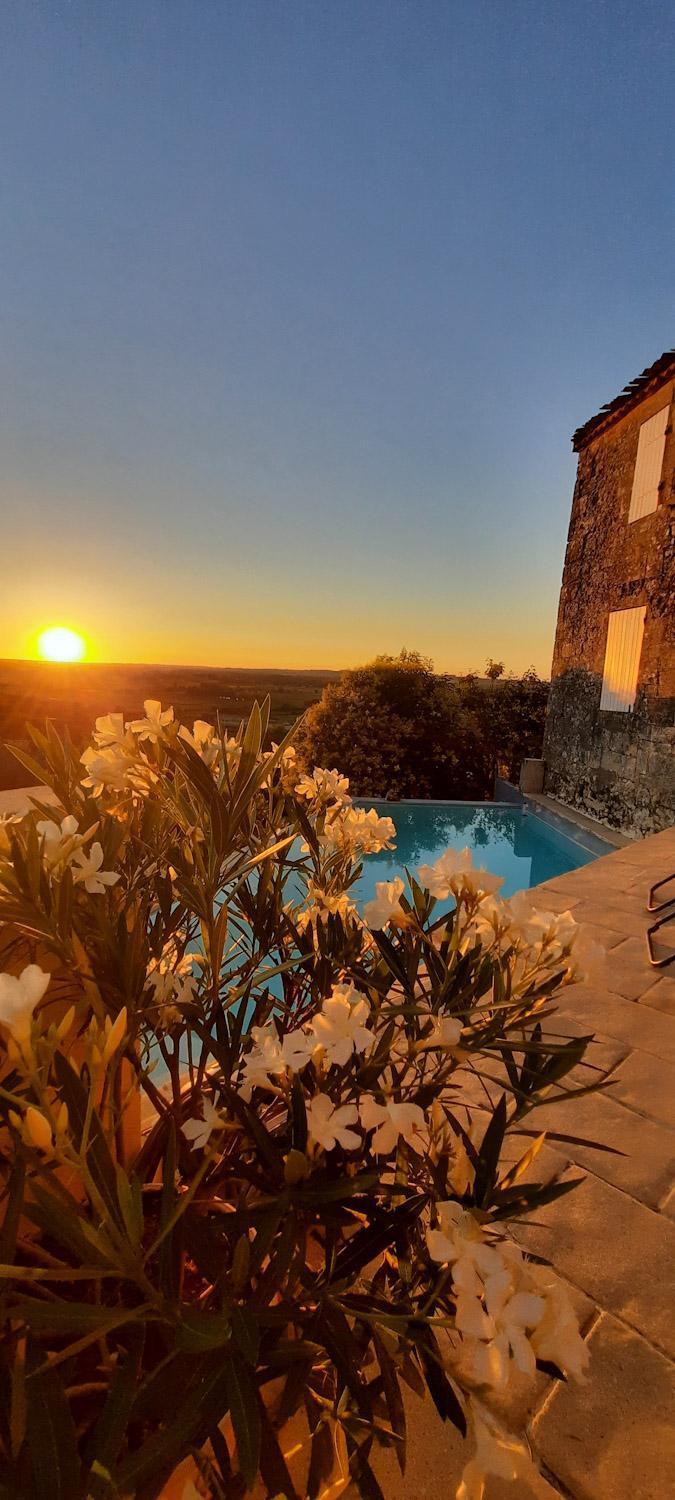 Le Prieure De Saint Pierre Bed & Breakfast Exterior foto