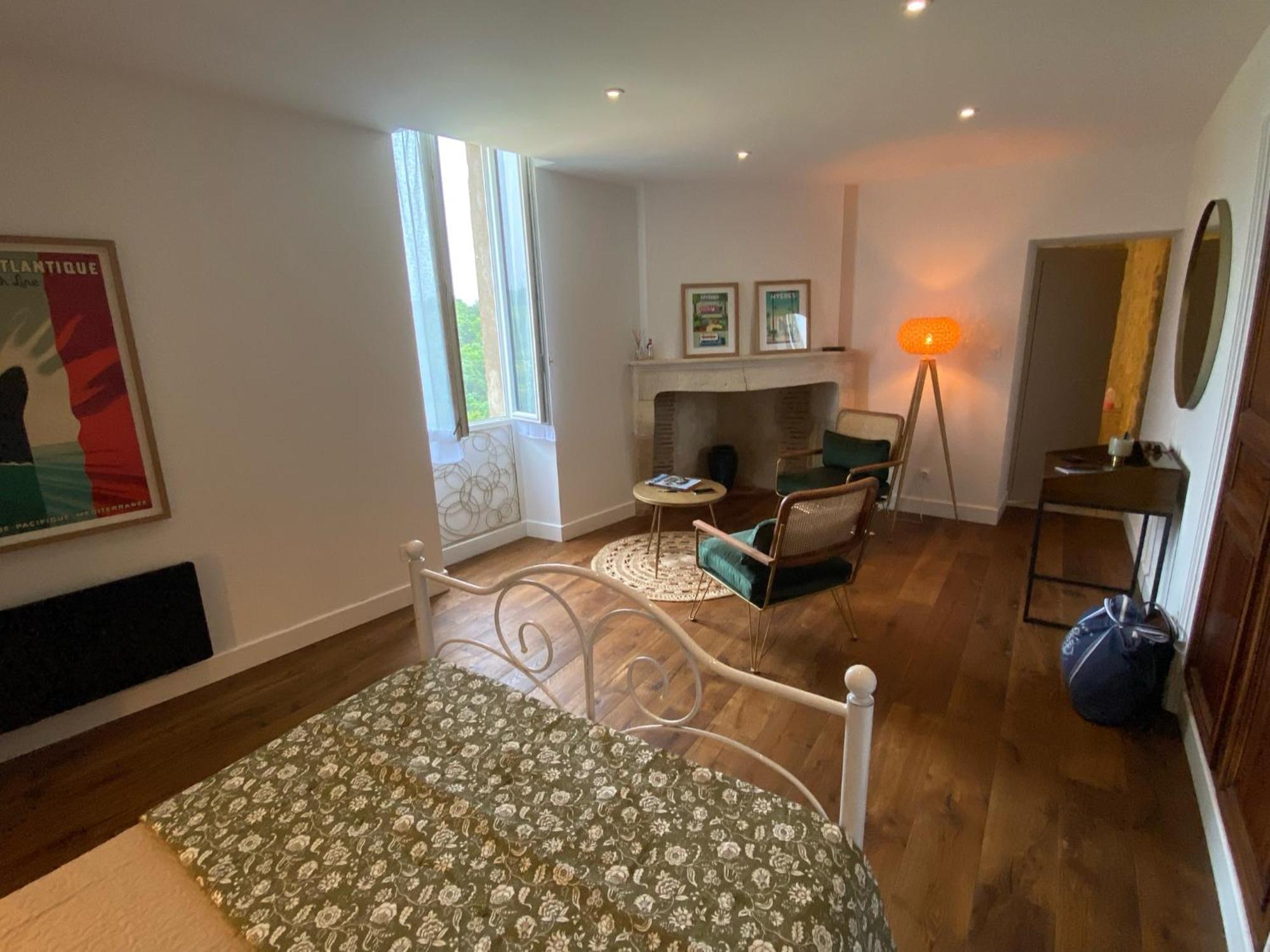 Le Prieure De Saint Pierre Bed & Breakfast Exterior foto