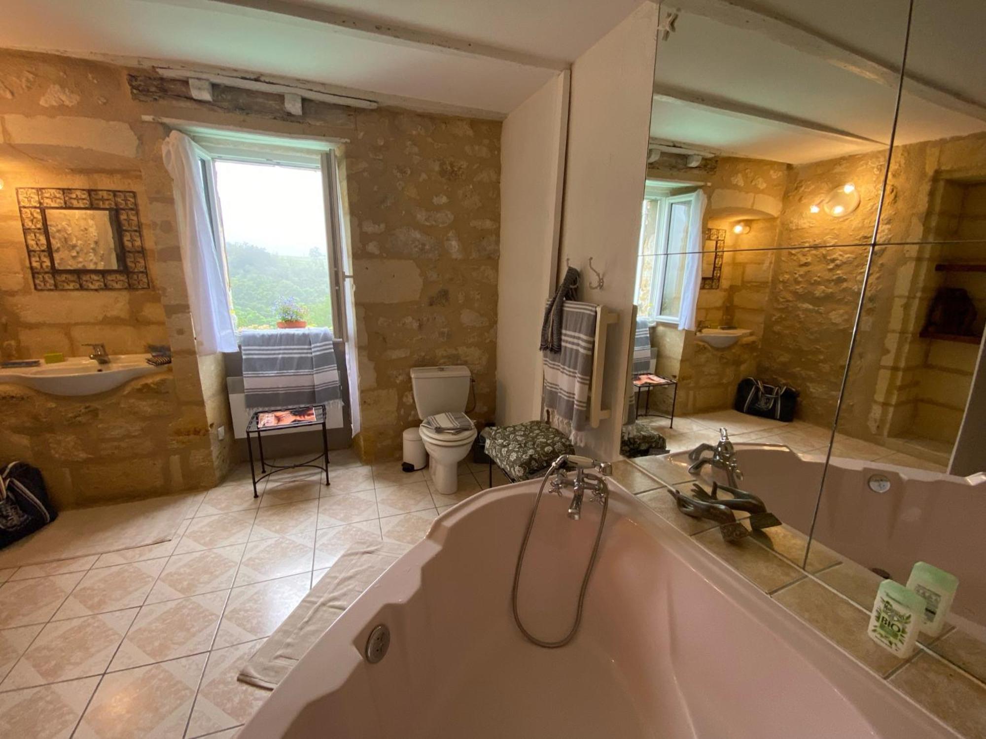 Le Prieure De Saint Pierre Bed & Breakfast Exterior foto